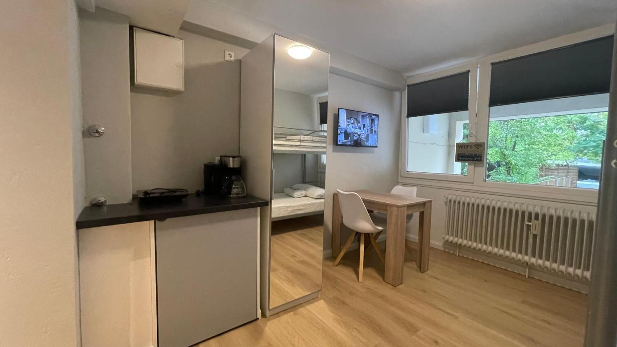 Suesses Kleines Und Zentrales Fuer Zwei Personen Mitten In Appartement Hambourg